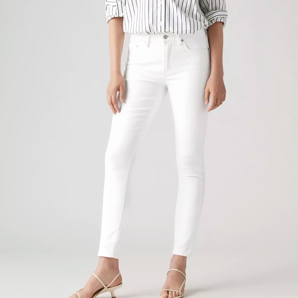 721 High Rise Skinny Women's Jeans: Soft Clean White
Size: 28W x 28L